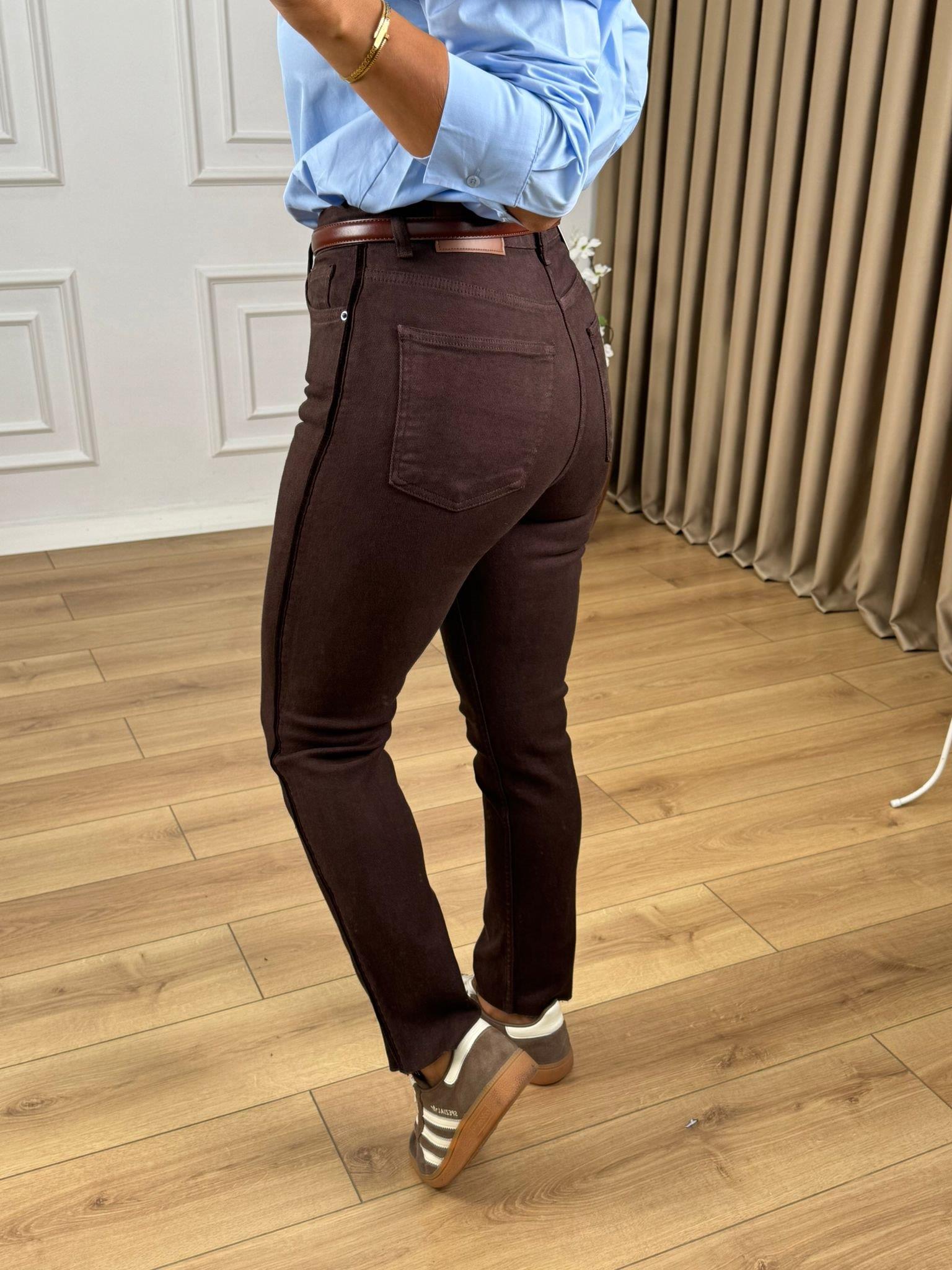 Kahve Rengi Yüksek Bel Yanları Şerit Detaylı Fit Mom Jean 7111