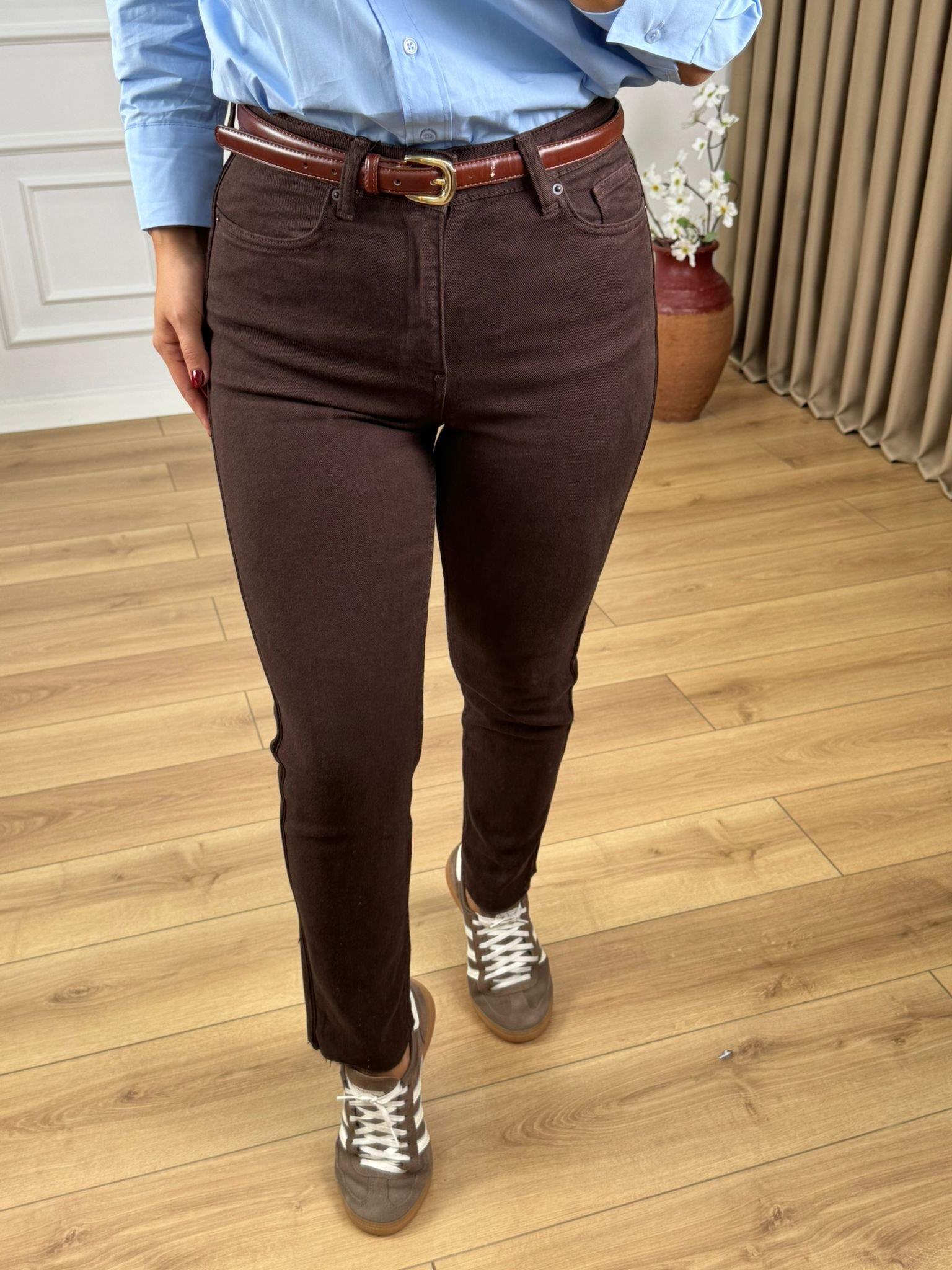 Kahve Rengi Yüksek Bel Yanları Şerit Detaylı Fit Mom Jean 7111