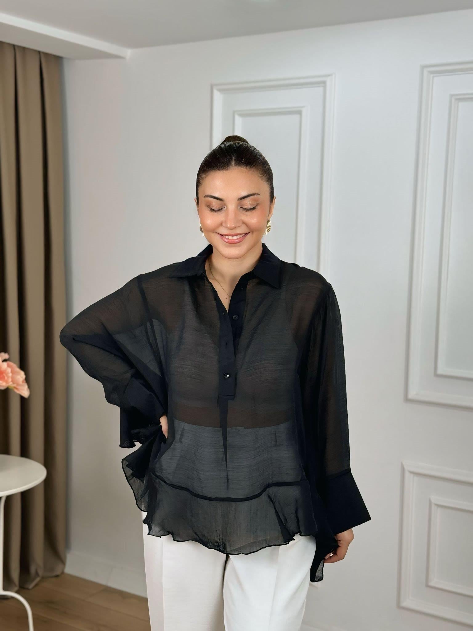 Siyah Kolları Volanlı Bluz 5031