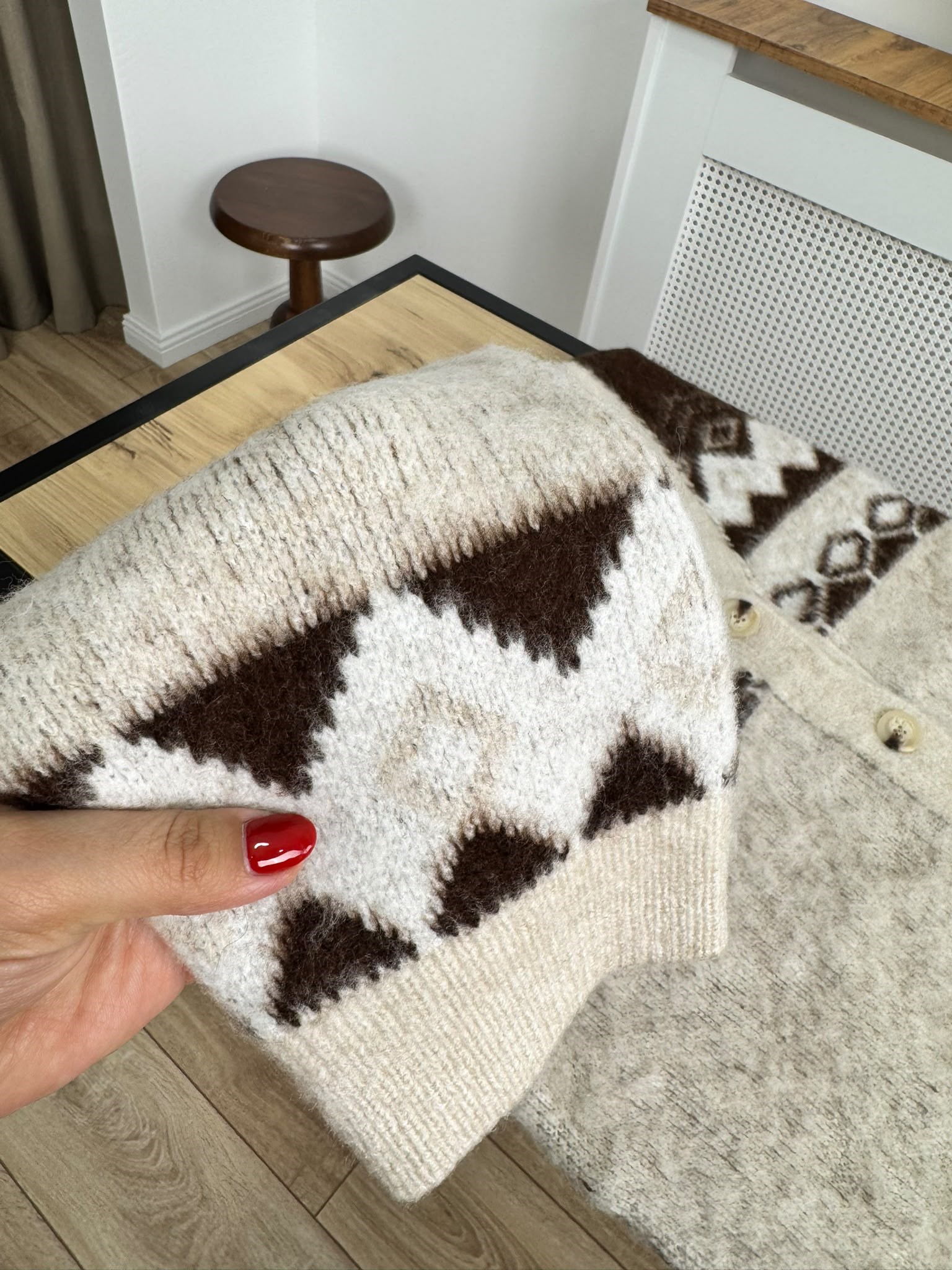 Taş V Yaka Düğmeli Premium Kalite Angora Hırka 5518