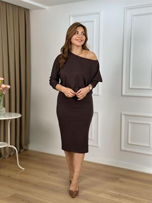 Acı Kahve Kayık Yaka Beli Lastiikli Modal Kumaş Elbise 26134