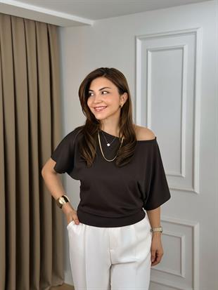 Acı Kahve Kayık Yaka Yarasa Kol Modal Kumaş Bluz 26146