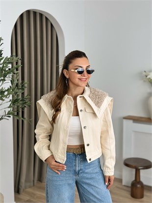 Bej Düğmeli Astarlı Kürklü Gabardin Ceket 6379