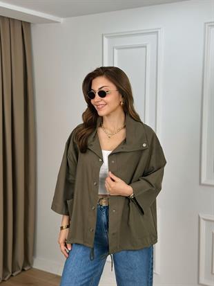 Haki Dik Yaka Çıtçıt Düğmeli Cepli Altı Büzgülü Ceket 500413