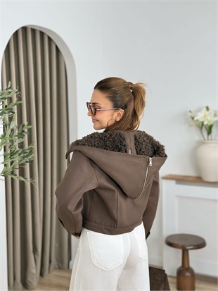 Kahve Düğmeli Astarlı Kürklü Gabardin Ceket 6379