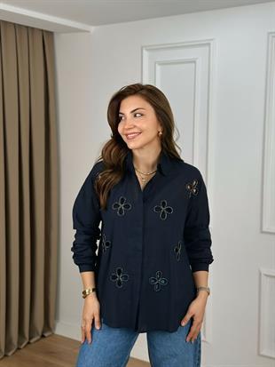 Koyu Lacivert Çiçek Nakışlı Boncuklu Gömlek 25189