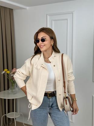 Krem Dik Yaka Gold Düğmeli Cep Detaylı Altı Büzgülü Triko Ceket 145309