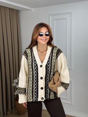 Krem V Yaka Düğmeli Desenli Hırka 5051