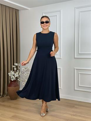 Lacivert Bisiklet Yaka Parçalı Kemer Detaylı Krep Kumaş Elbise 2313