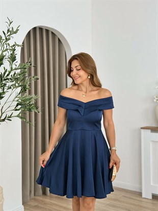 Lacivert Madonna Yaka Arkası Fermuarlı Saten Elbise 252489