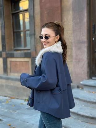 Lacivert Yakası Çıkarılabilir Kürklü Fermuarlı Astarlı Trenchcoat 251021
