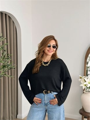 Siyah Bisiklet Yaka Çilek Kumaş Simli Bluz 1003