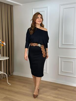Siyah Kayık Yaka Beli Lastiikli Modal Kumaş Elbise 26134