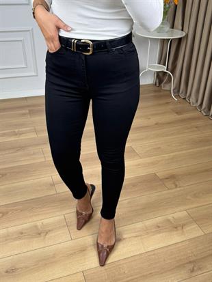 Siyah Yüksek Bel Dar Paça Kot Pantolon 819