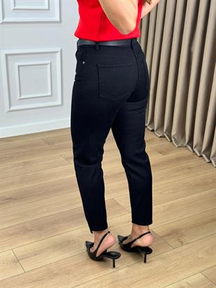 Siyah Yüksel Bel Paça Detaylı Mom Jean Karol 274