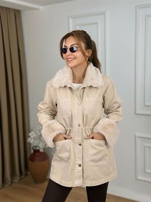 Taş Yakası Ve Kolları Kürk Detaylı Cepli Beli Büzgülü Kot Ceket 6168