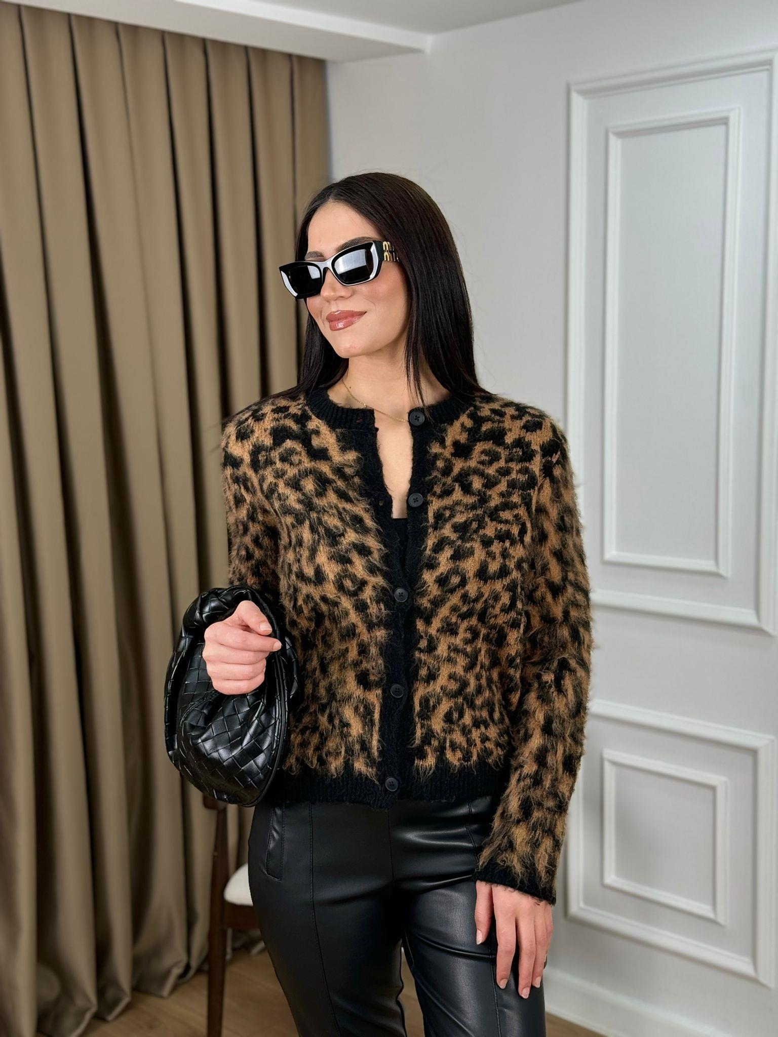 Siyah Leopar Desen Lüks Kalite Hırka 1070