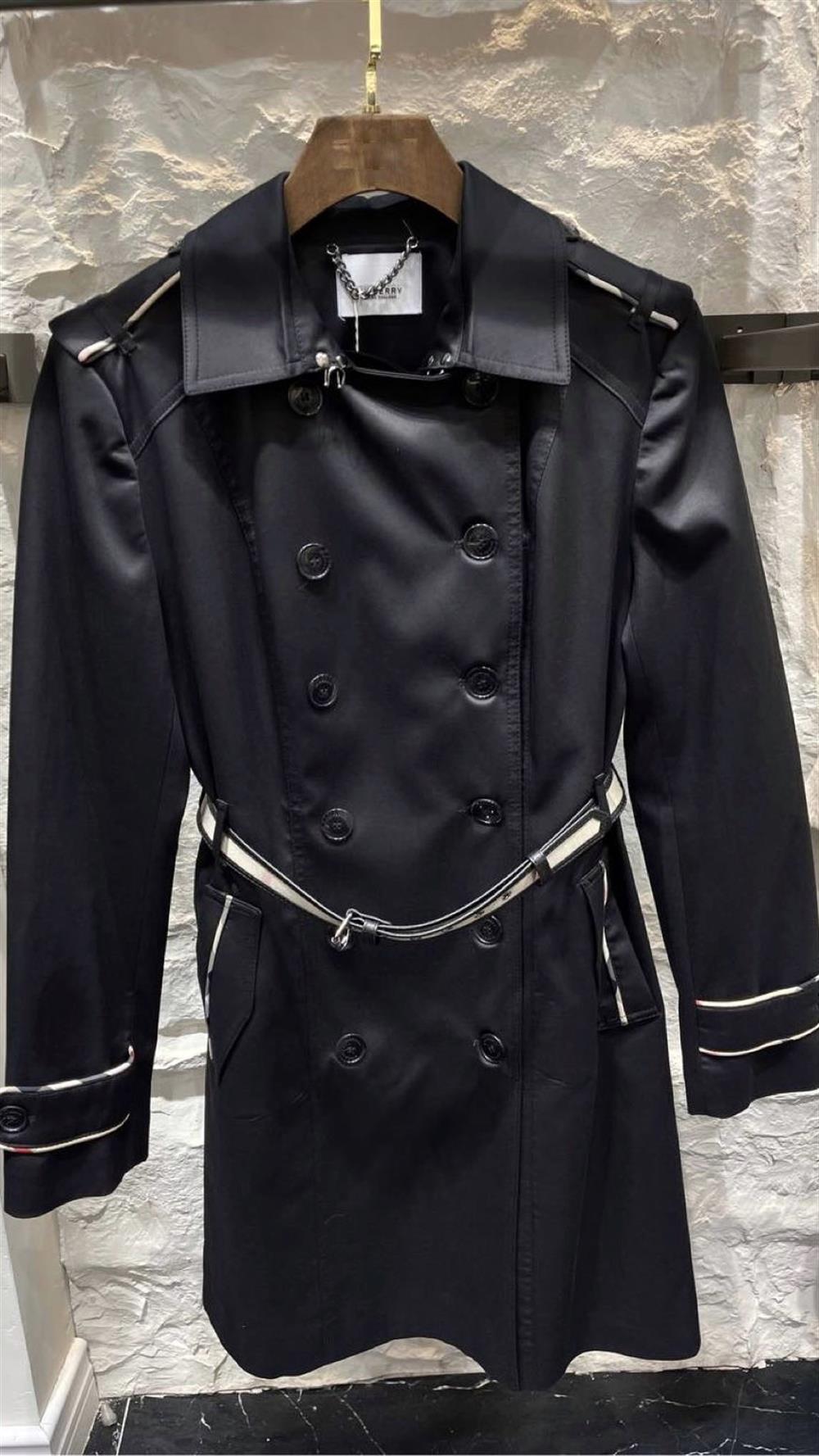 BB LİMİTED İTHAL SİYAH TRENÇKOT 