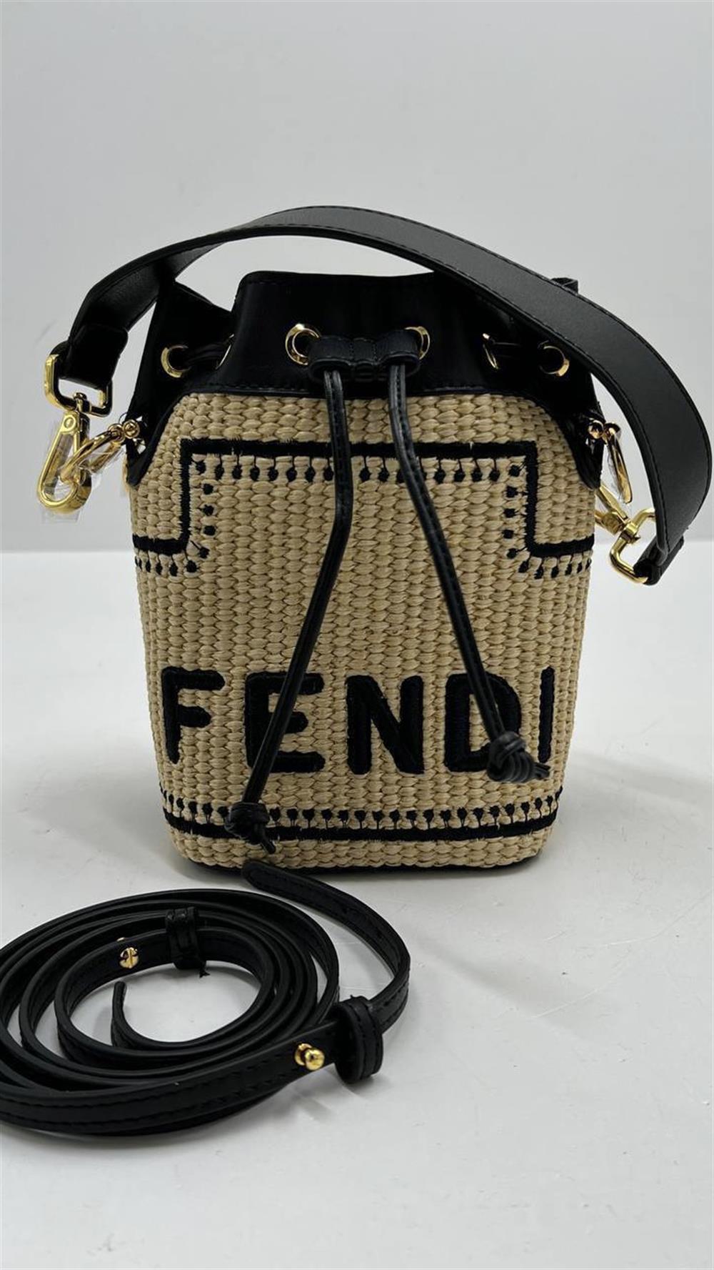 F SİYAH HASIR ÇANTA