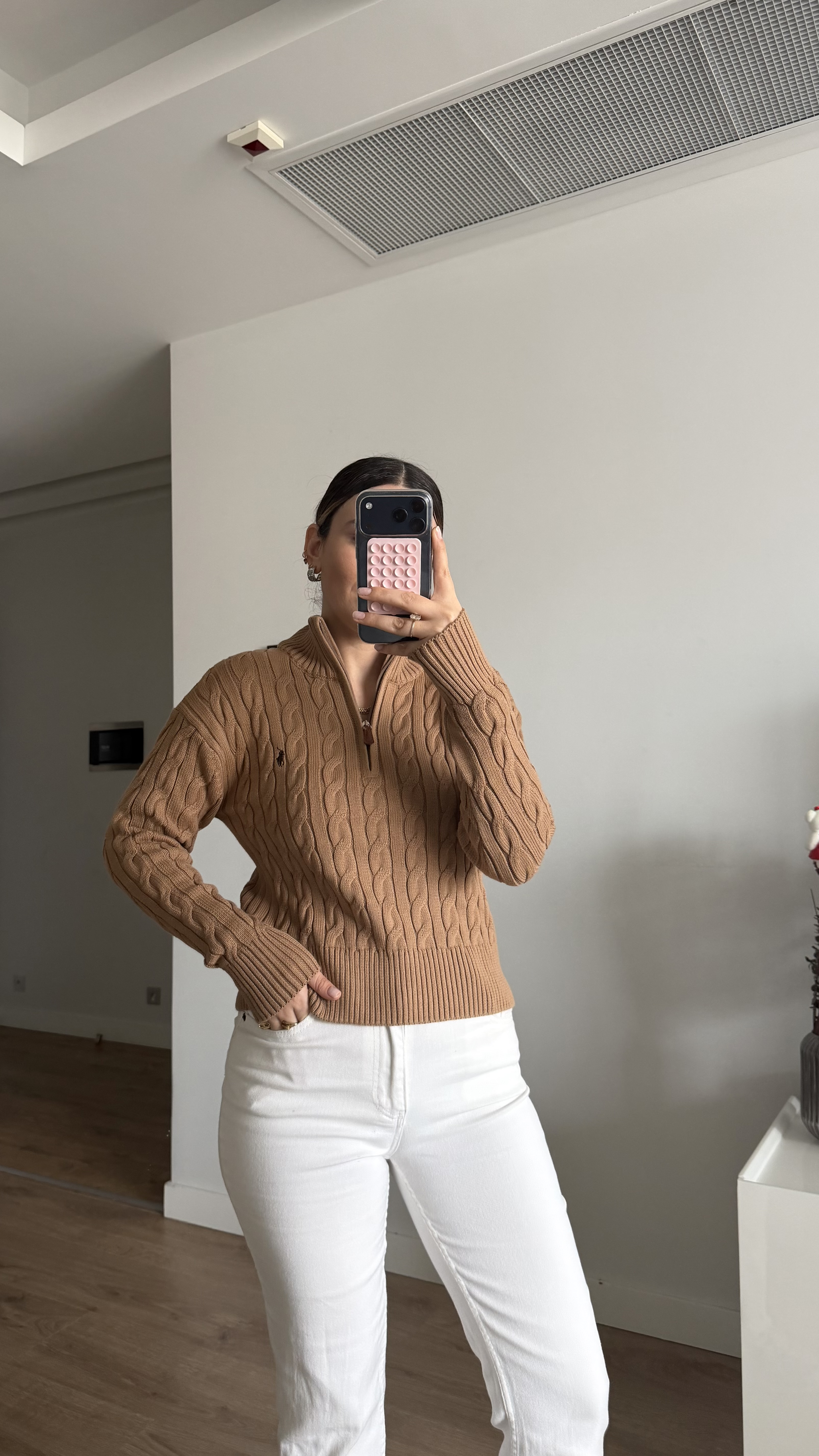 İTHAL BEJ YARIM BALIKÇI YAKA KAZAK