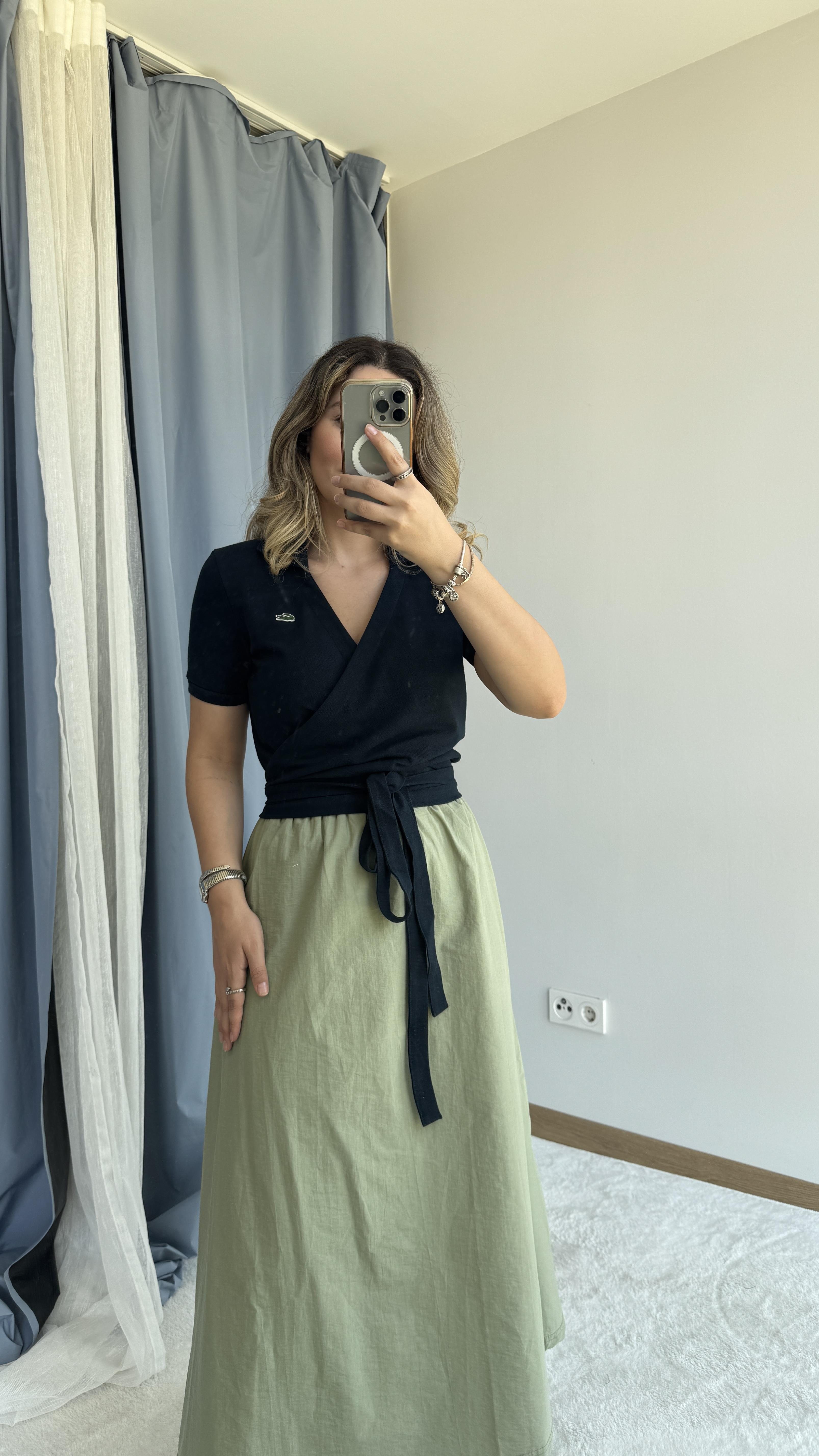 L LACİ KRUVAZE YAKA BLUZ