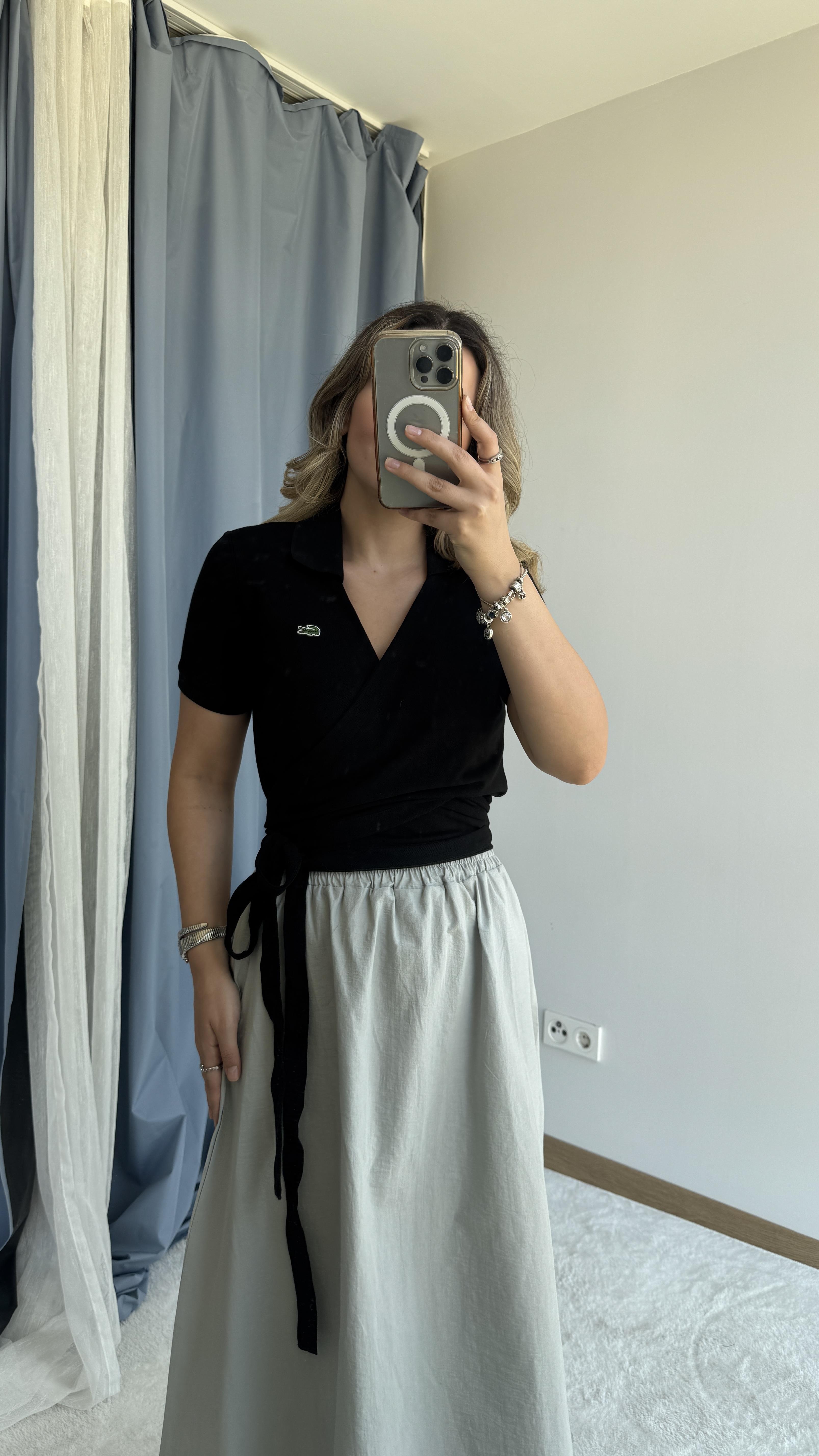 L SİYAH KRUVAZE YAKA BLUZ
