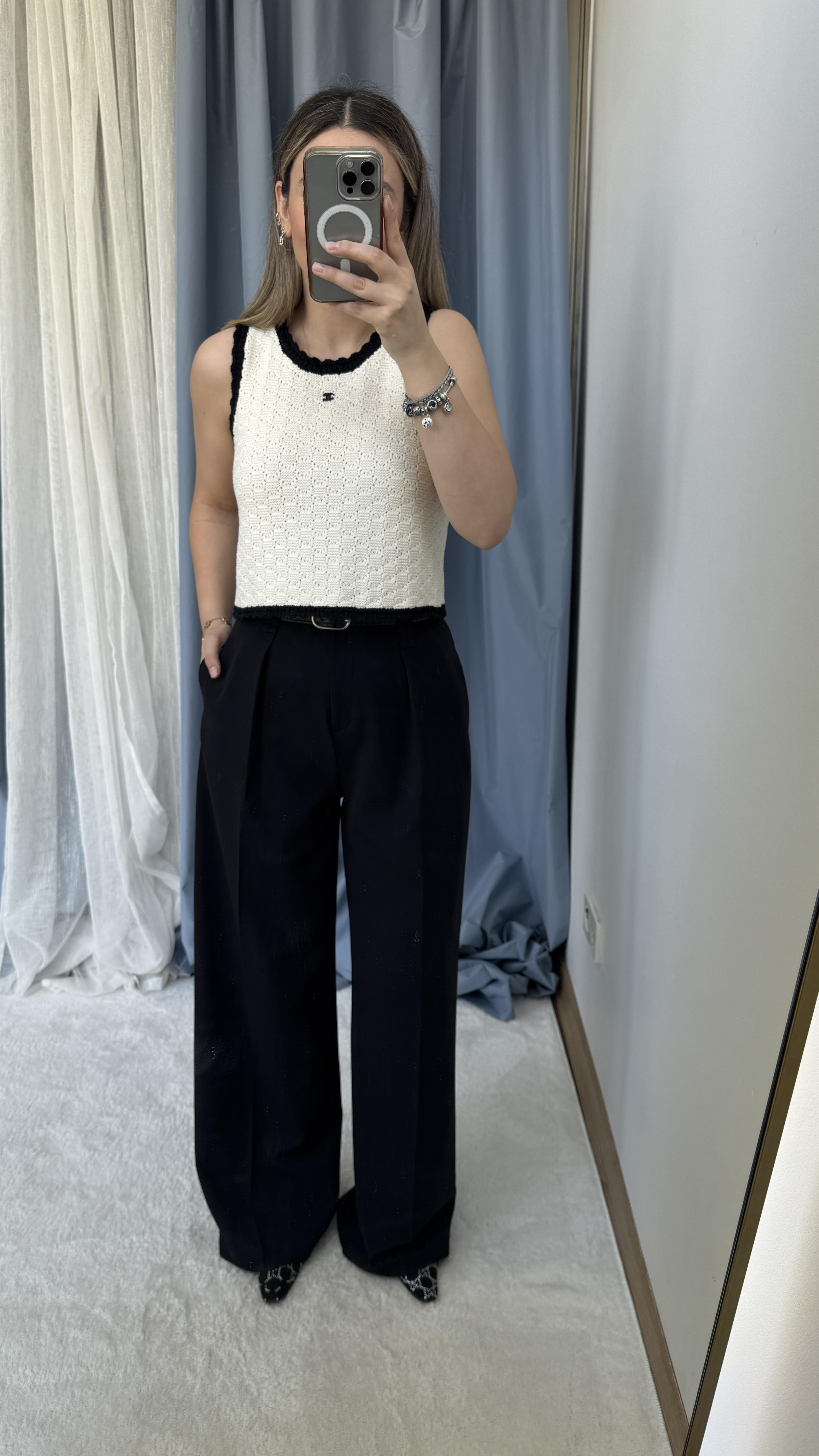 MARKA MODEL EKRU TRİKO