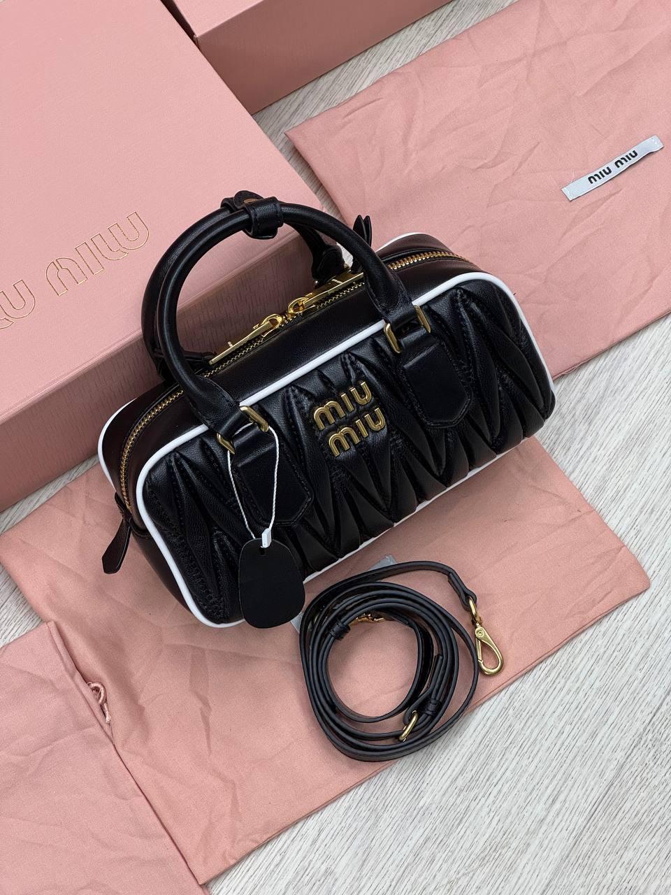 MİU ARCADİE SİYAH ÇANTA