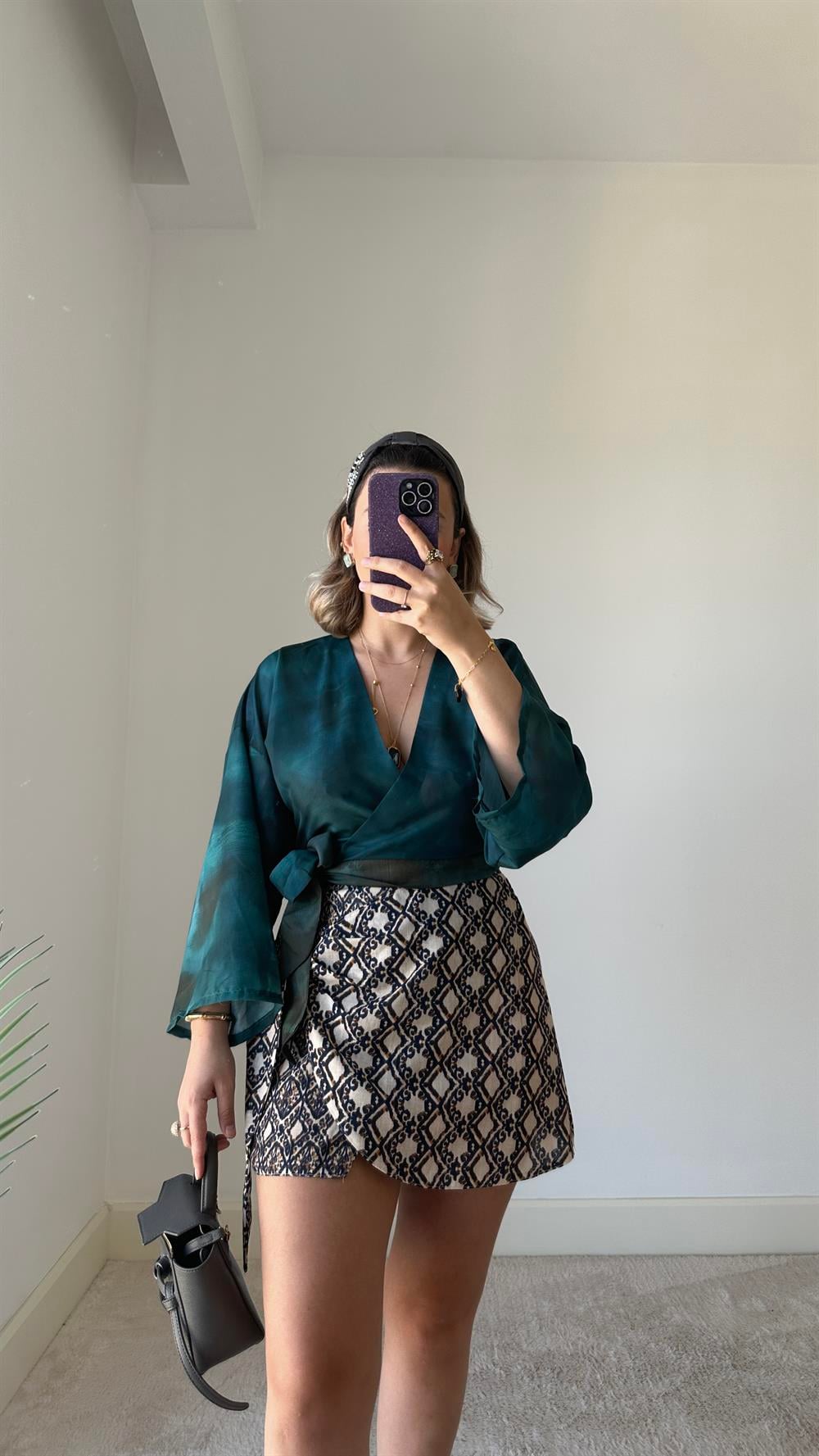 MS MUASİL V YAKA BLUZ