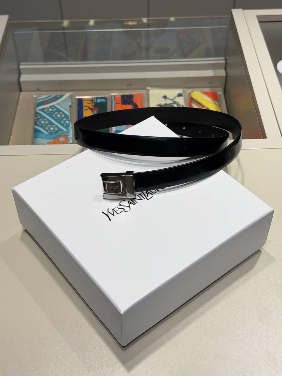 YSL SİYAH YAZI DERİ KEMER