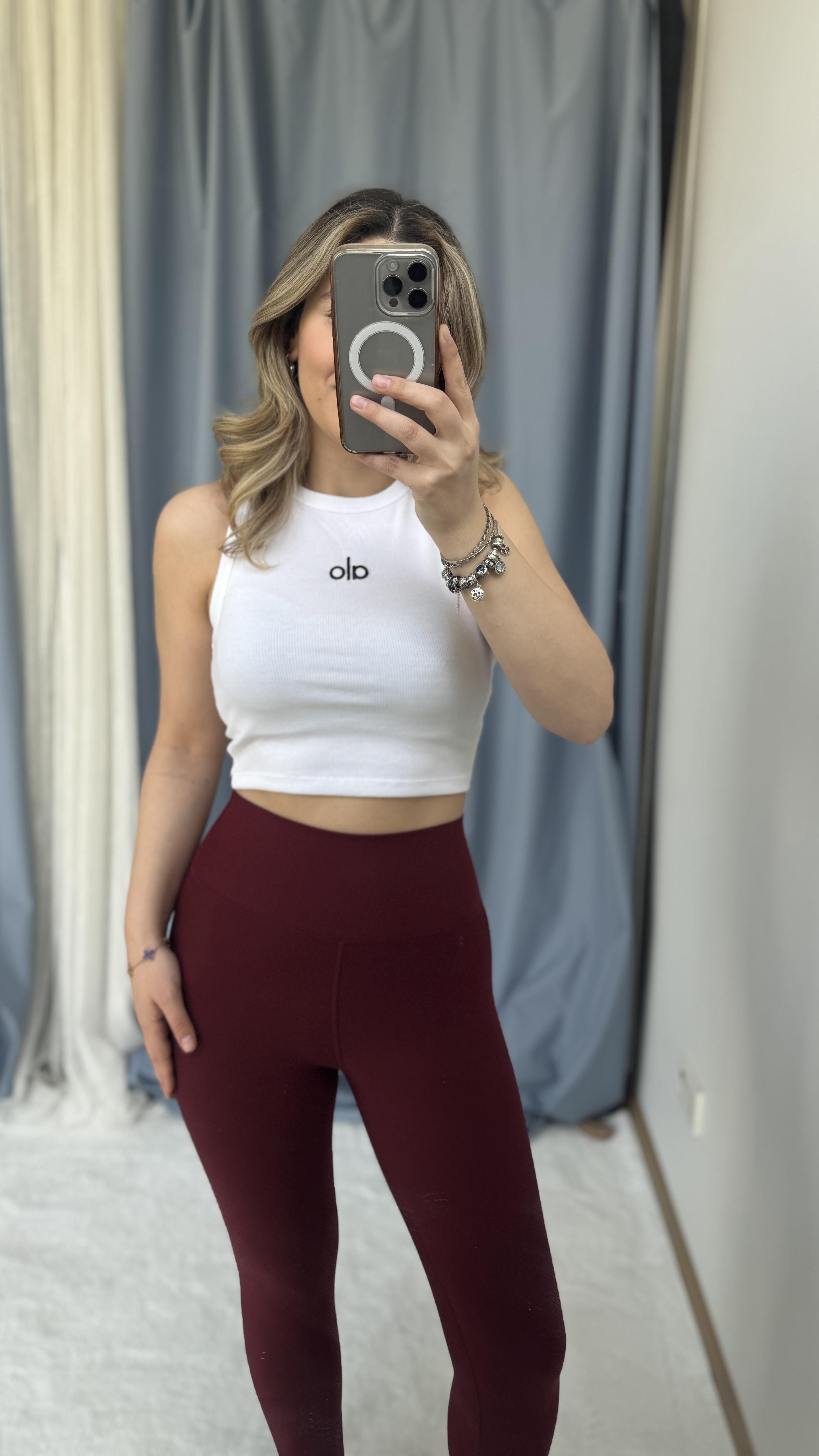 ALO BEYAZ CROP