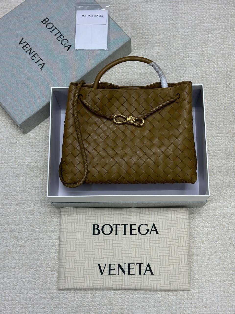 BTG HAKİ DERİ ÇANTA 