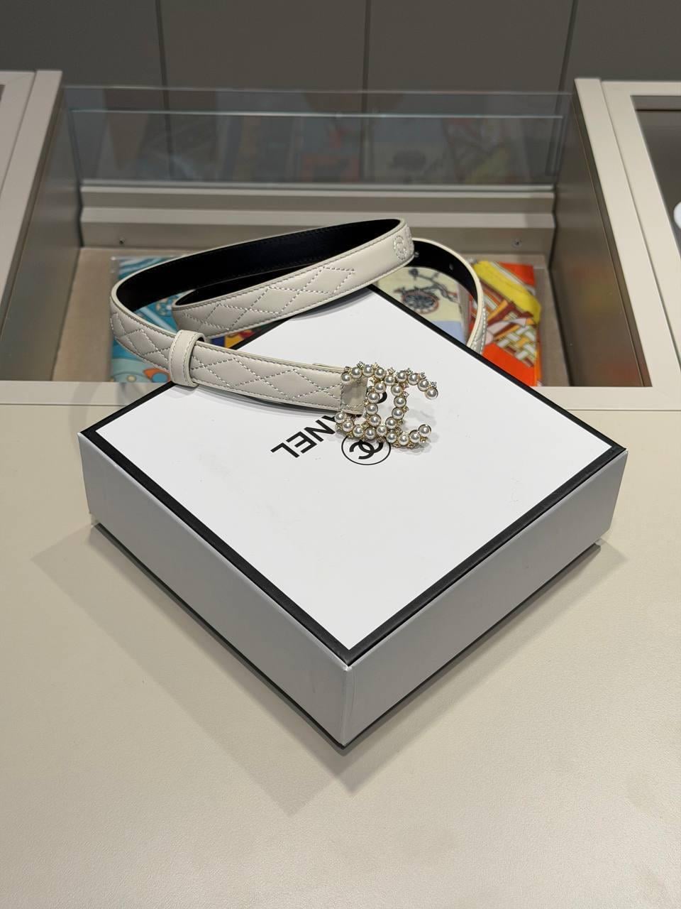 CHNL İTHAL BEYAZ DERİ KEMER