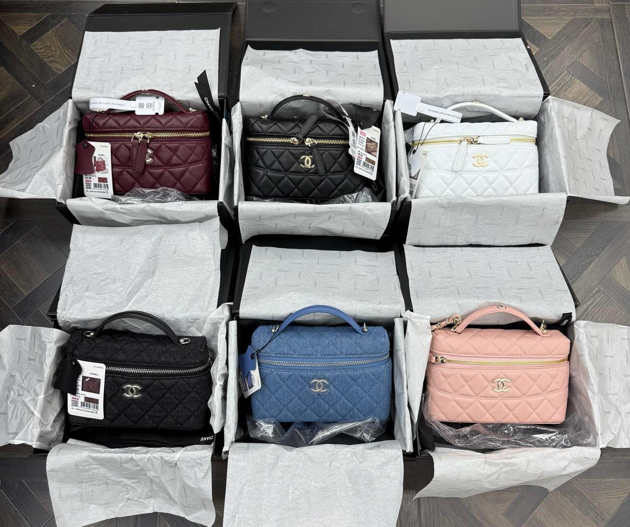 CHNL SİLVER LOGO DETAY ÇANTA