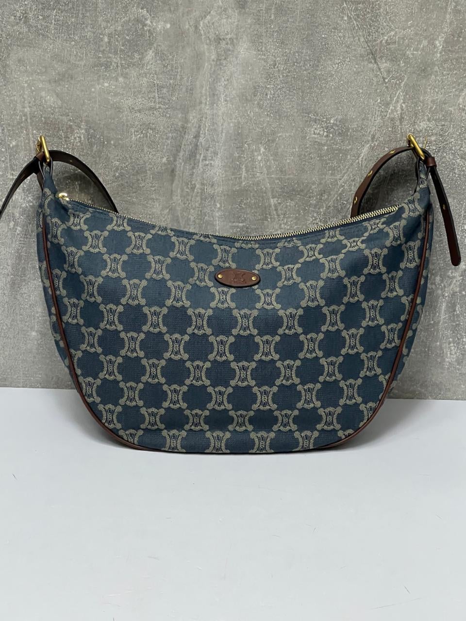 CLNE ZIMBALI DETAY KOL ÇANTASI