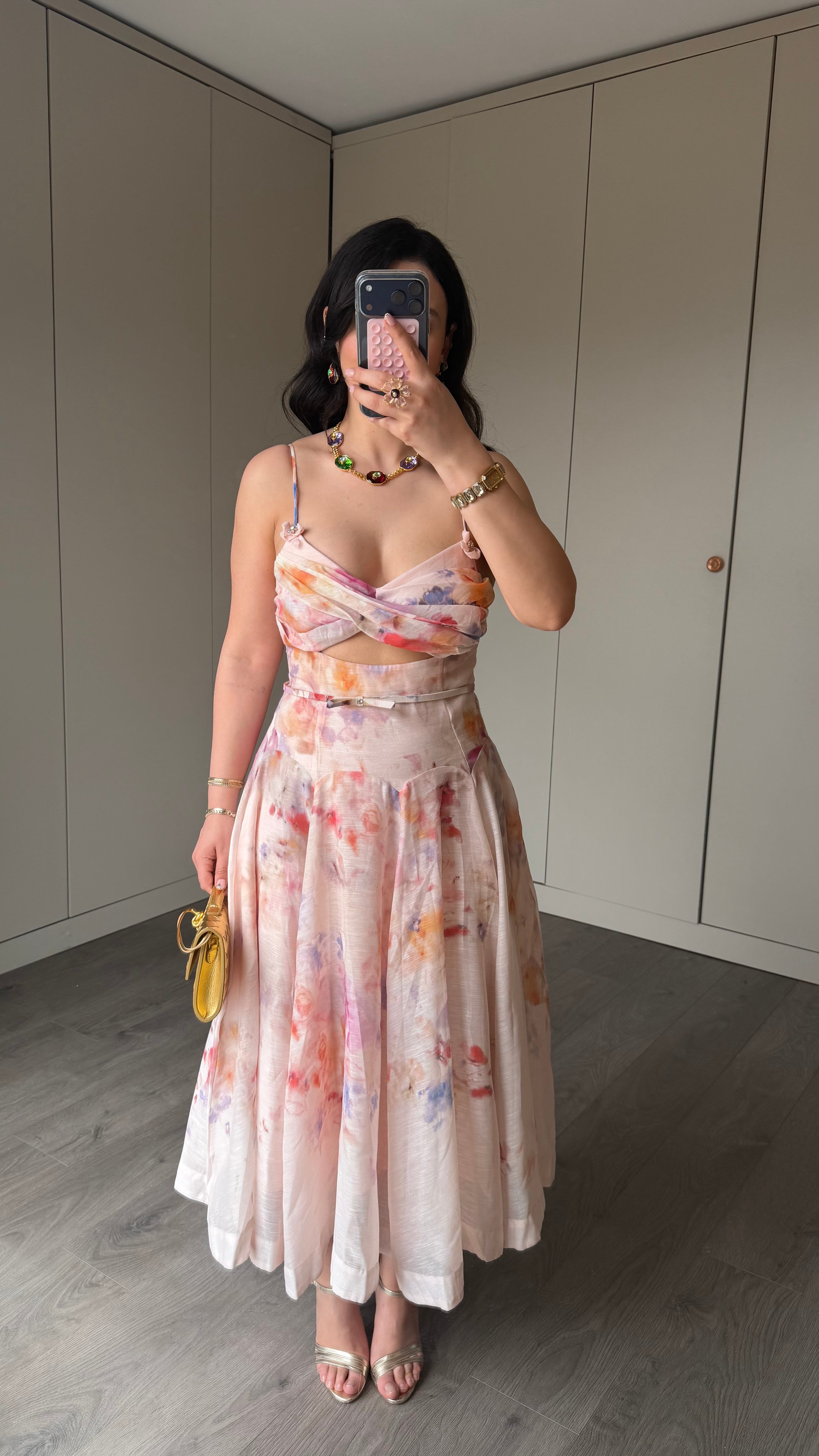 İTHAL TASARIM ELBİSE 