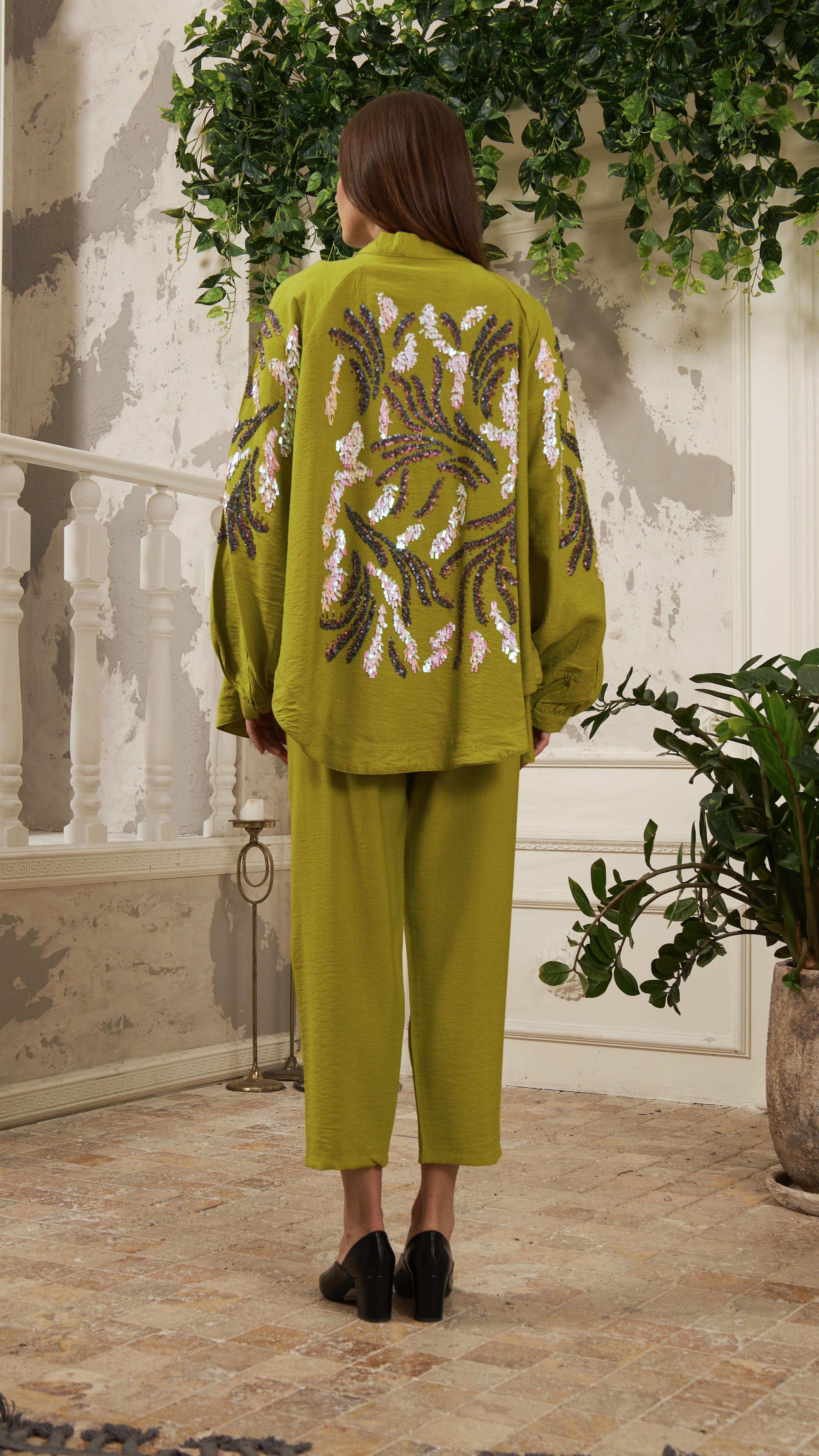 LİMİTED NAKIŞ İŞLEMELİ YEŞİL KİMONO