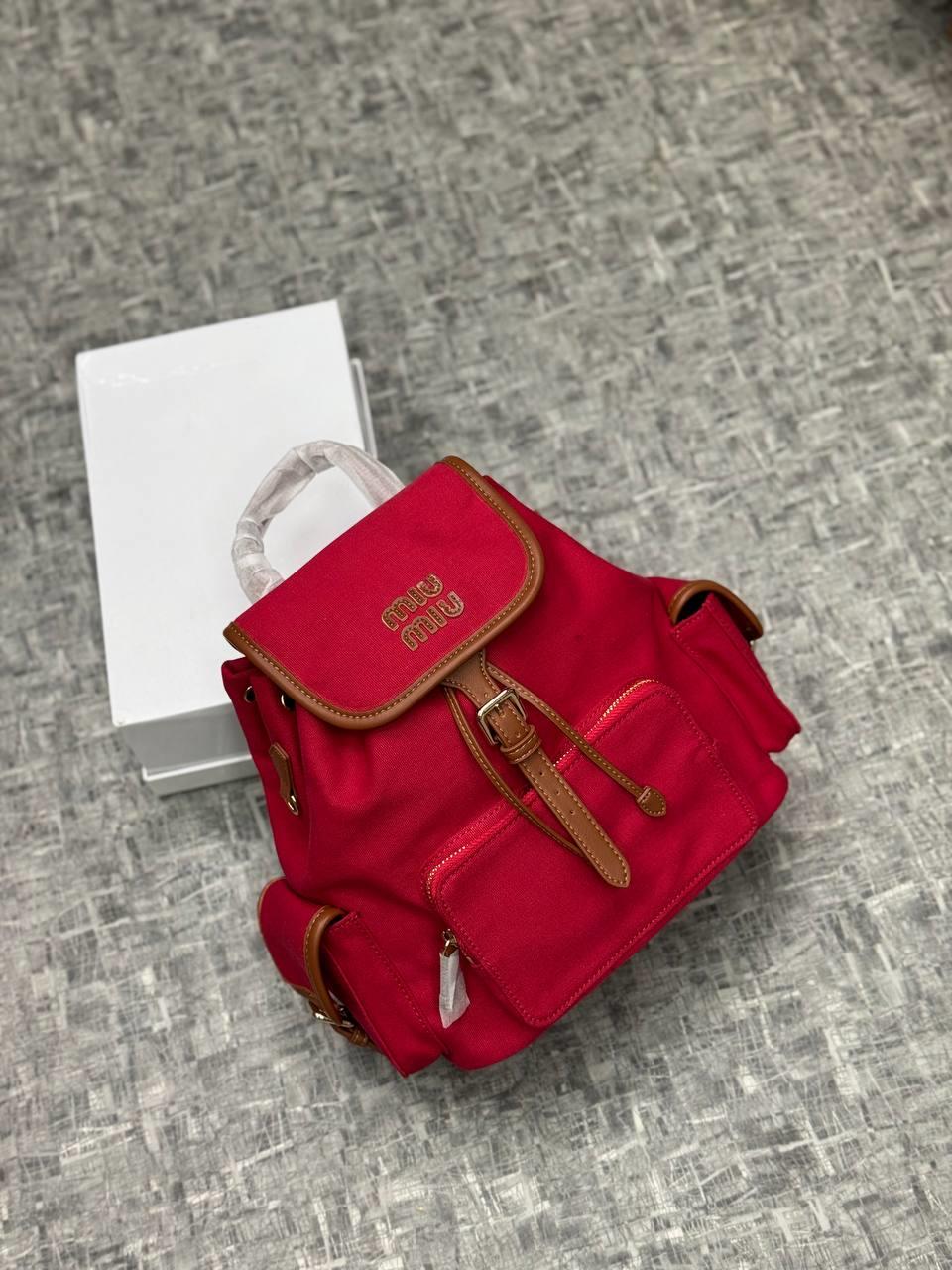 MİU KIRMIZI CANVAS ÇANTA