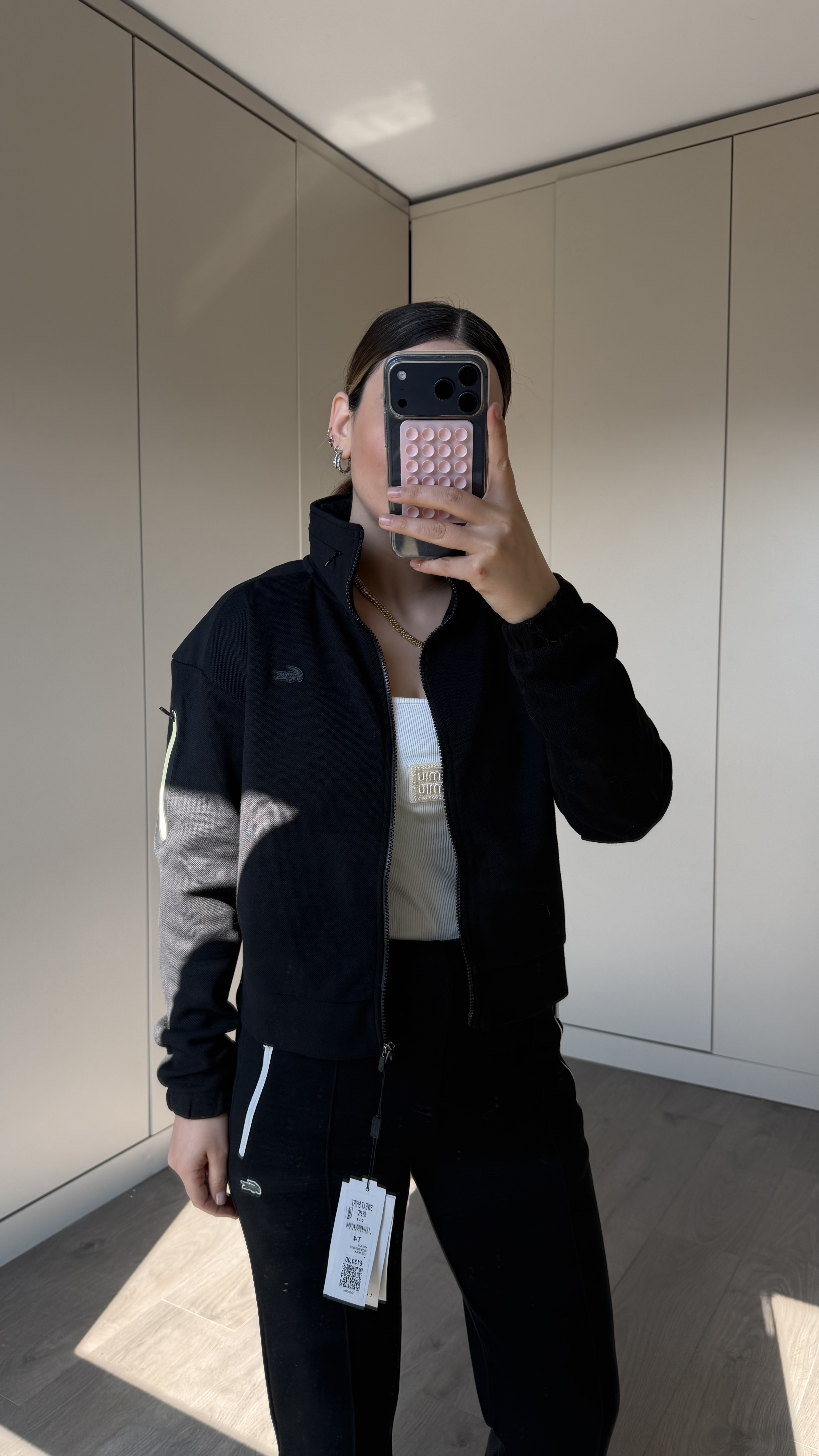 SİYAH LAKİNT KAPÜŞON SWEAT