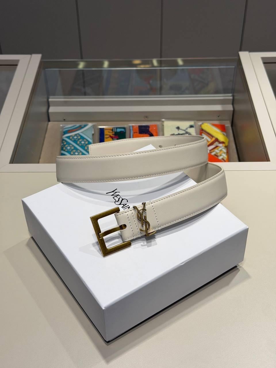 YSL BEYAZ DERİ KEMER