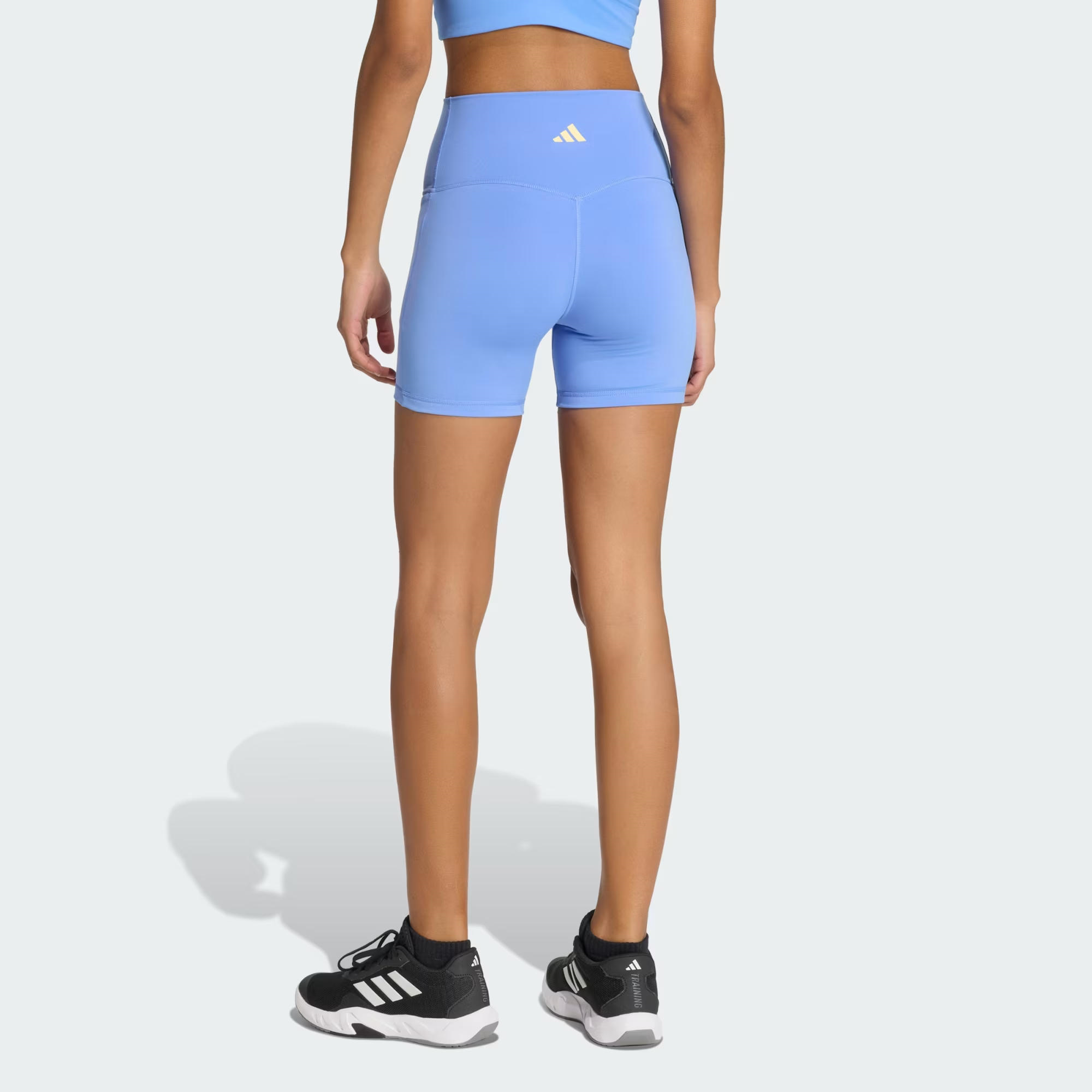 adidas 3-Stripes Studio All Me Booty Kadın Tayt