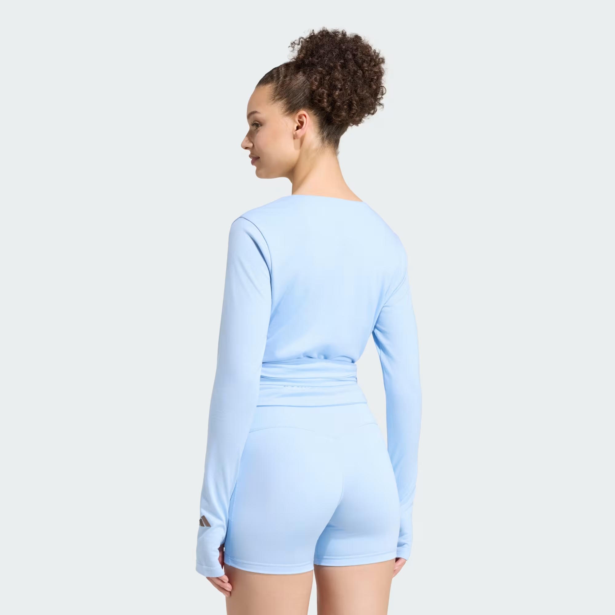 adidas 3-Stripes Studio Soft Ballet Wrap Kadın Tişört