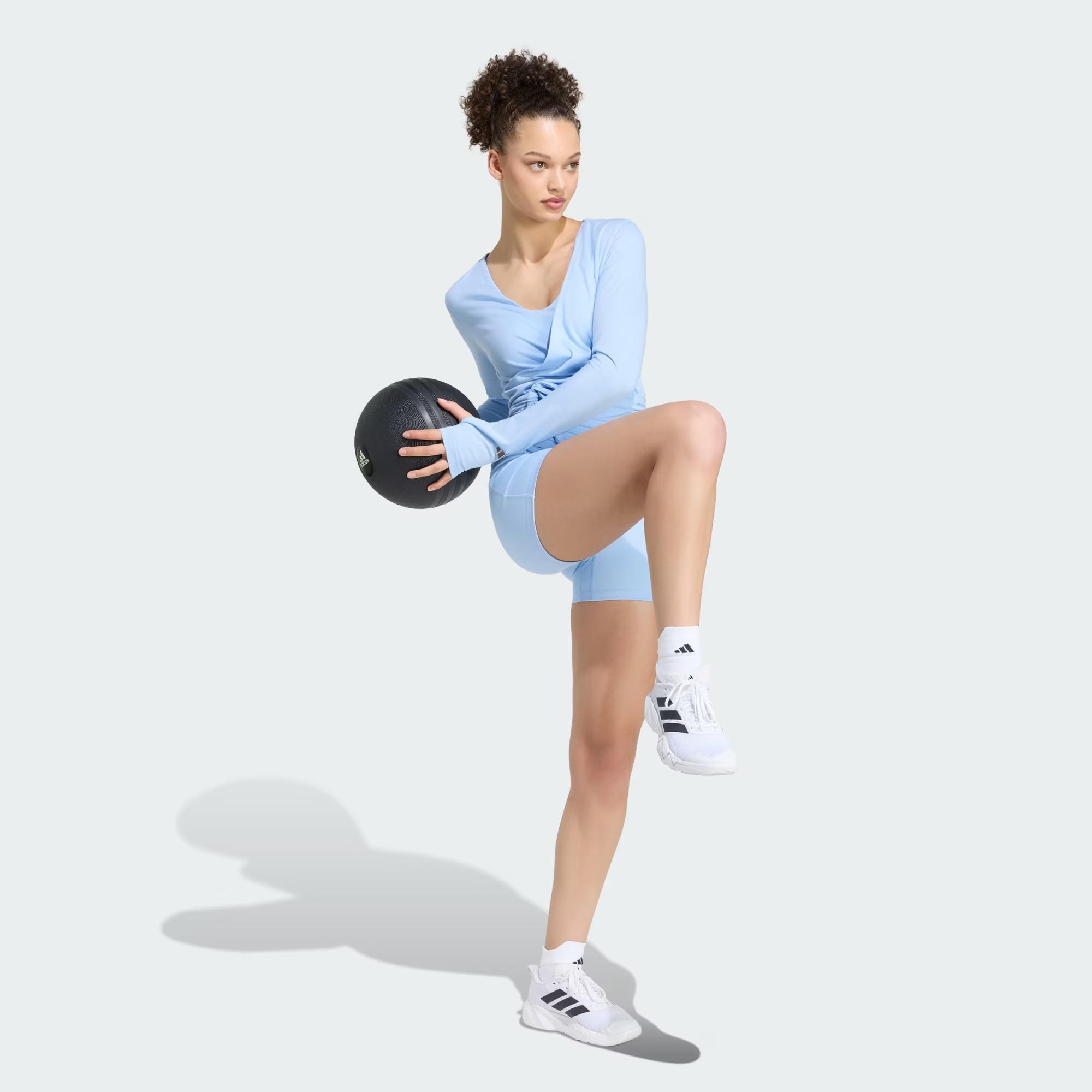 adidas 3-Stripes Studio Soft Ballet Wrap Kadın Tişört