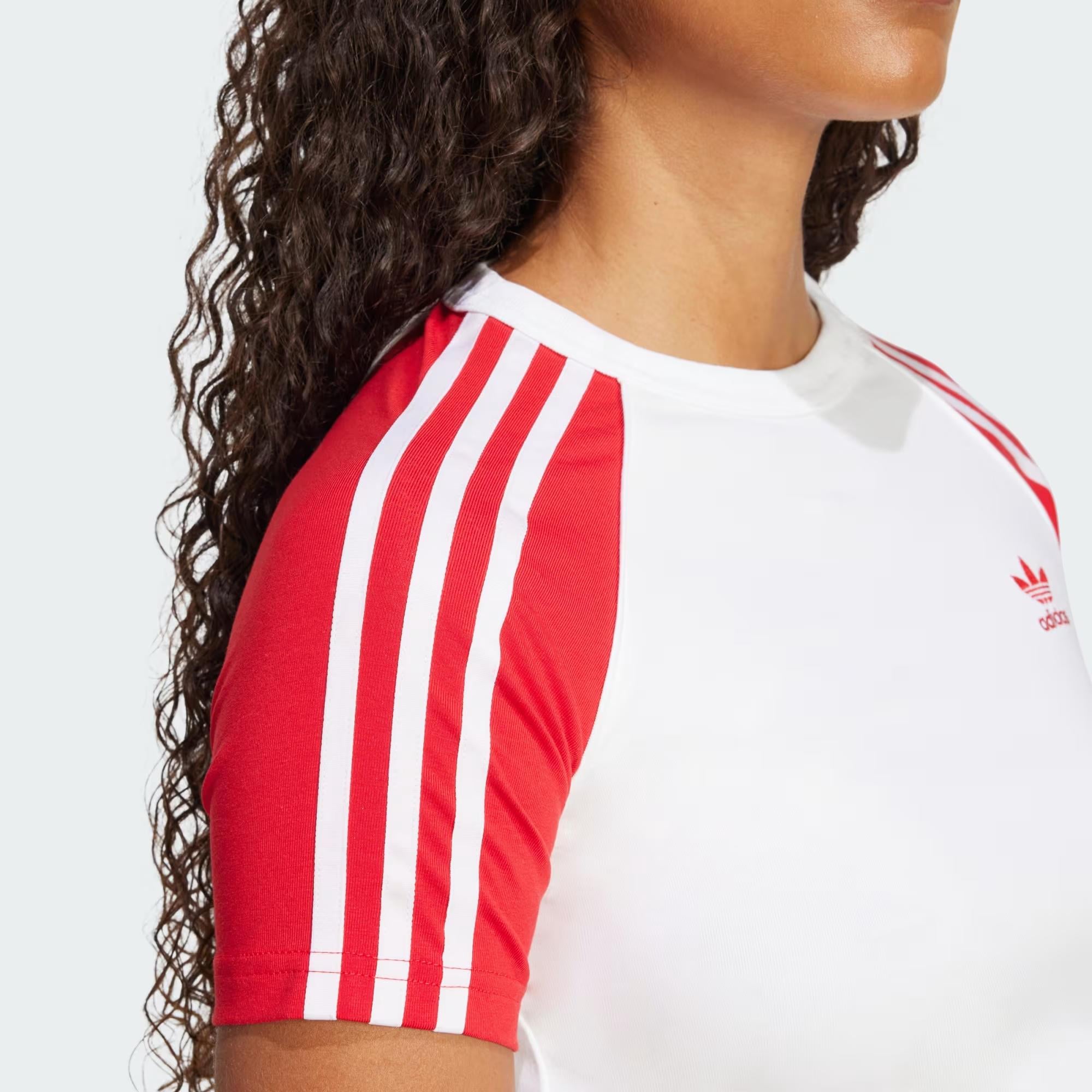 adidas Adicolor 3-Stripes Raglan Kadın Tişört