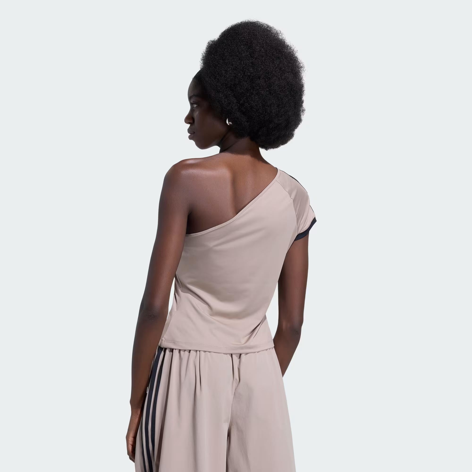 adidas Adilenium 5.0 OFF Shoulder Kadın Tişört