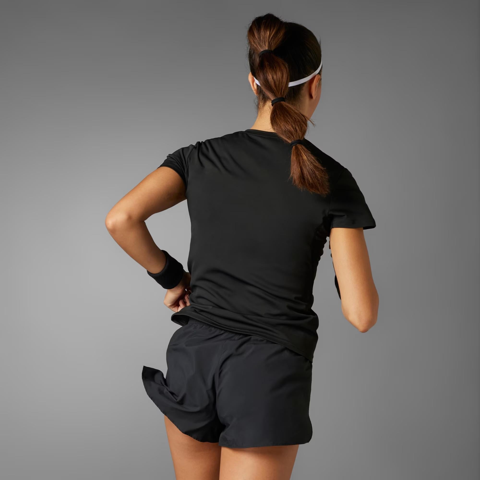 adidas Adizero Essentials Running Kadın Tişört