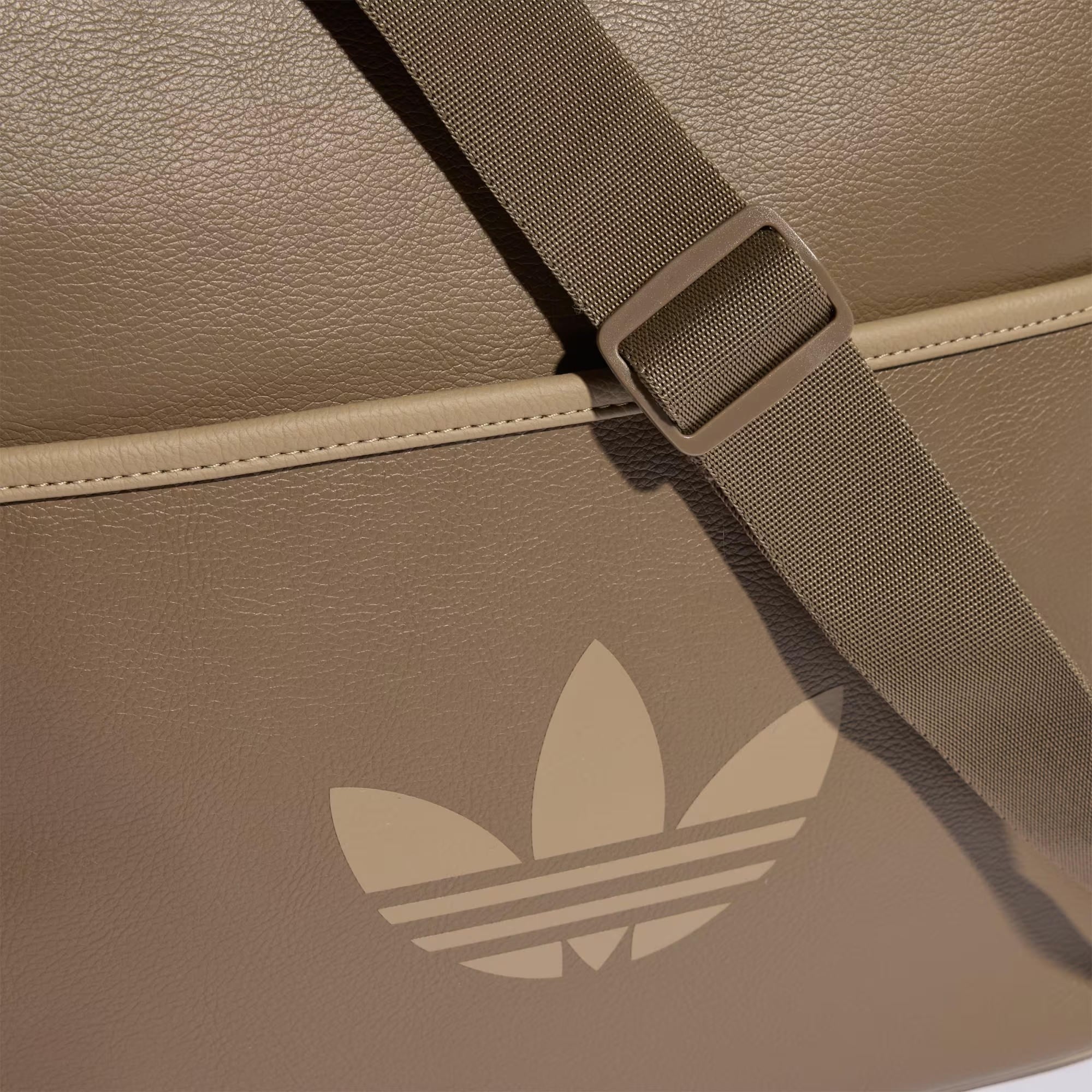 adidas Airliner Omuz Çantası