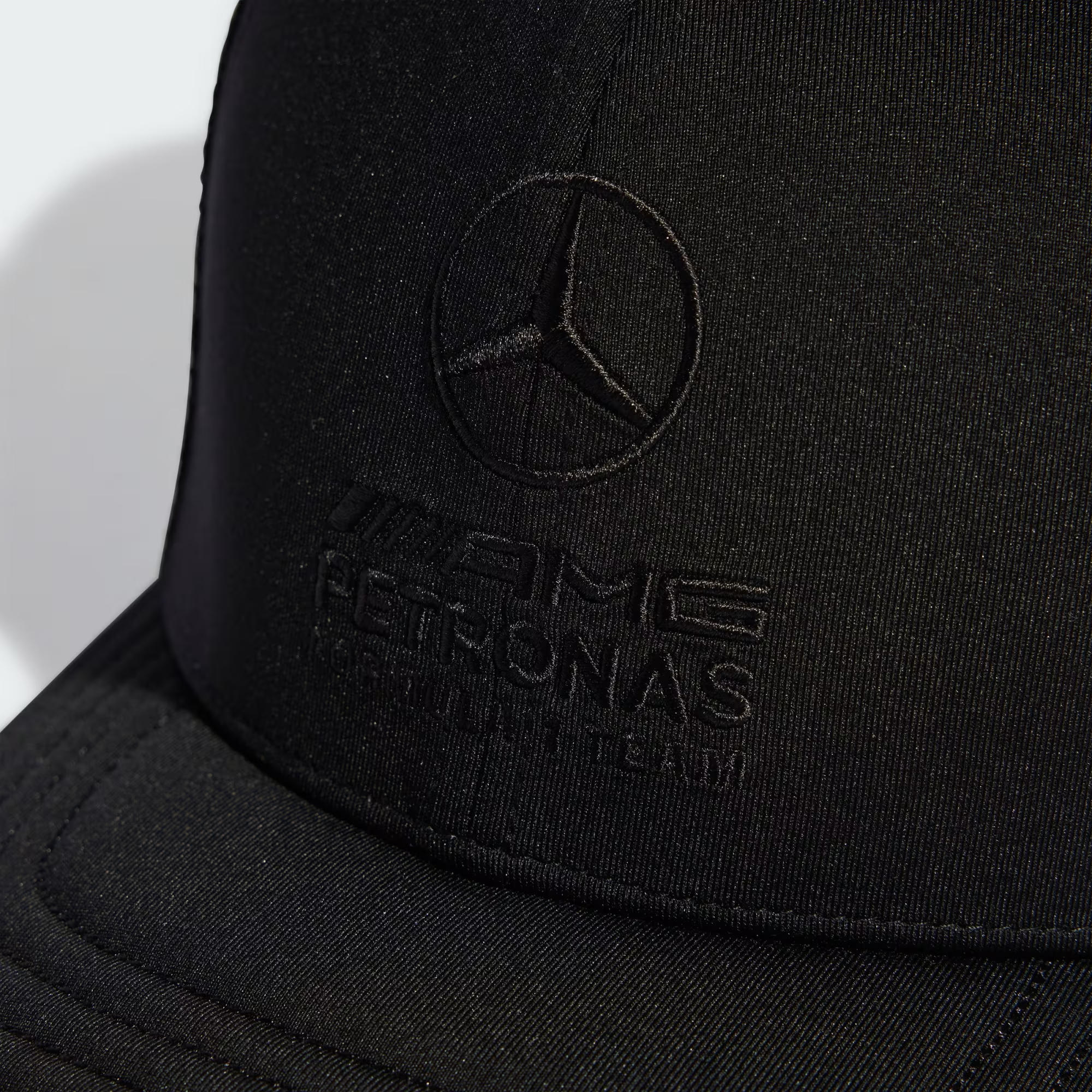 adidas AMG Petronas Formula 1 Team Night Trucker Şapka