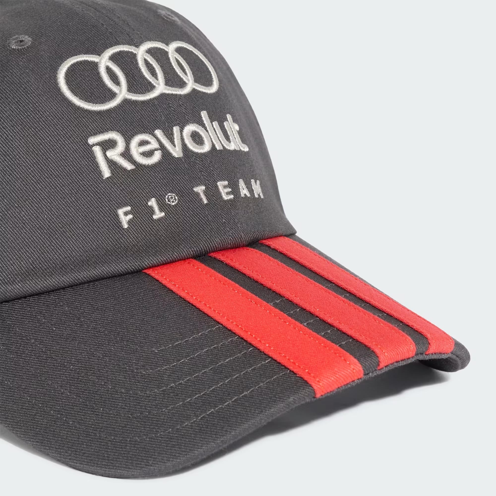 adidas Audi Revolut F1 Team DNA 3 Stripes Şapka