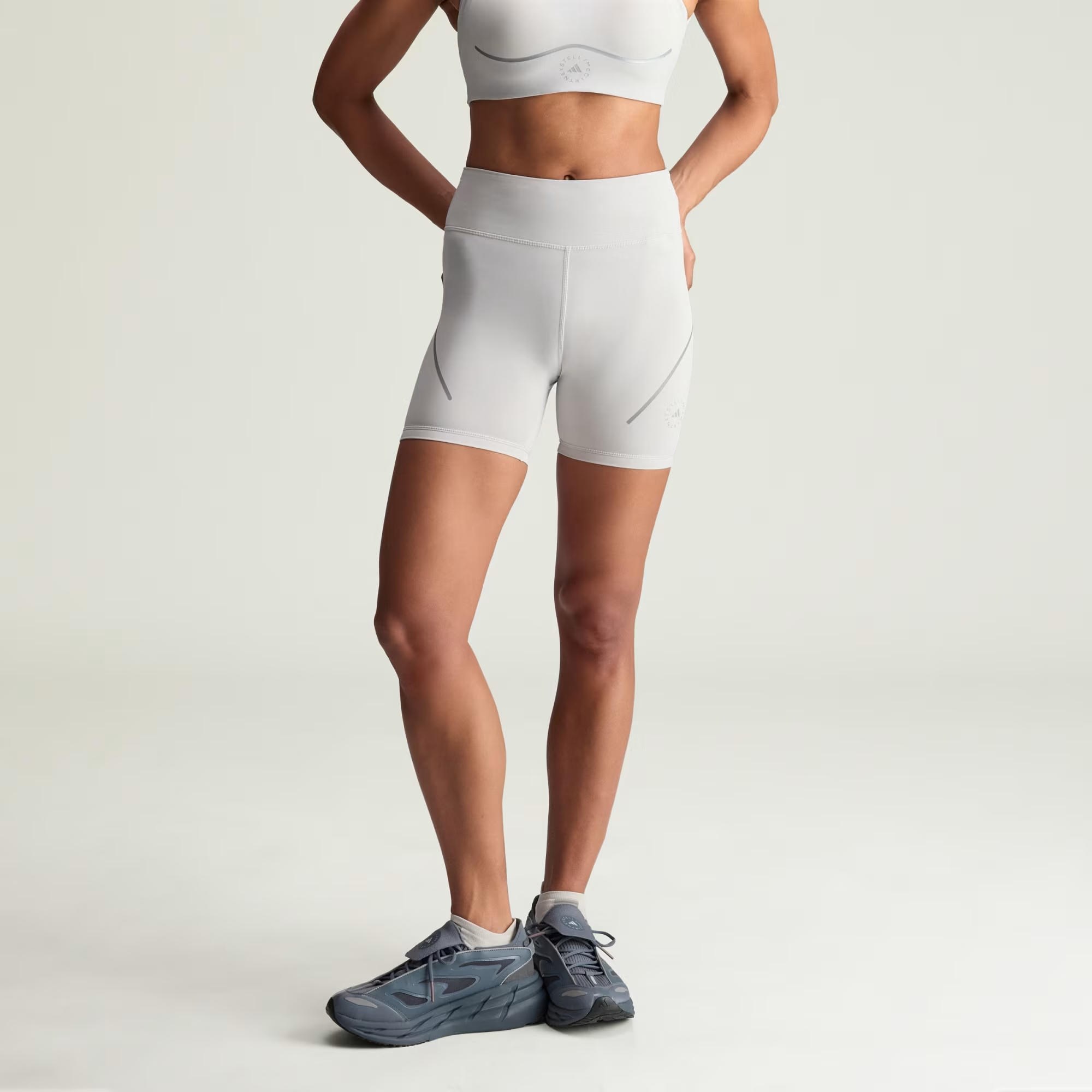 adidas By Stella McCartney Running Kadın Şort